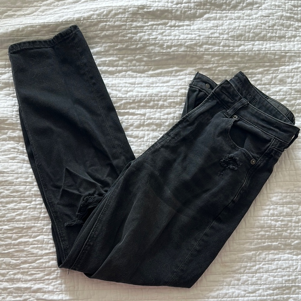 Black Distressed Denim Jeans